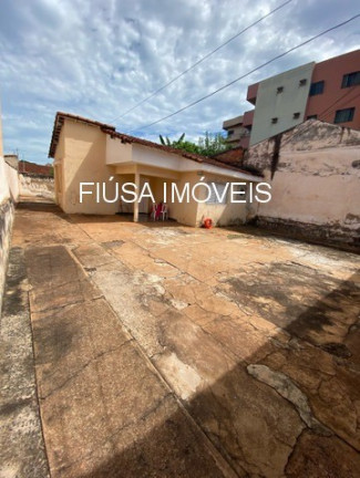 Imagem Casa com 3 Quartos à Venda,  em Jardim Paulista - Ribeirão Preto