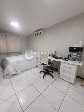 Imagem Casa de Condomínio com 6 Quartos à Venda,  em Flores - Manaus