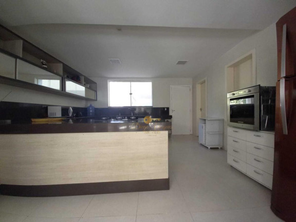 Imagem Casa com 4 Quartos à Venda, 4.870 m² em Carlos Guinle - Teresópolis
