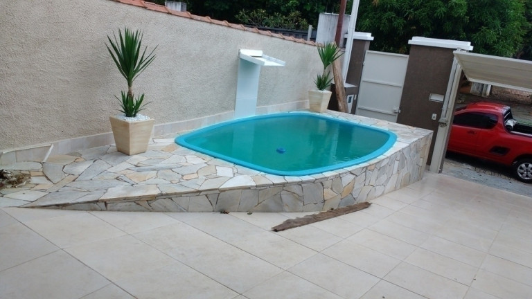 Sobrado com 2 Quartos à Venda, 180 m² em Vila Rica - Atibaia
