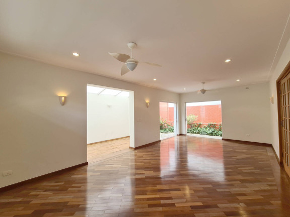 Imagem Sobrado com 3 Quartos à Venda, 179 m² em Mirandópolis - São Paulo