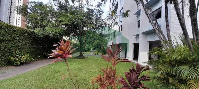 Imagem Apartamento com 3 Quartos à Venda, 122 m² em Graças - Recife