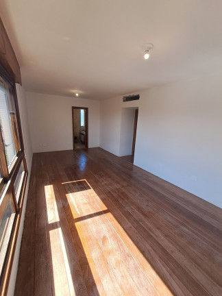 Imagem Imóvel com 4 Quartos à Venda, 547 m² em Floresta - Porto Alegre