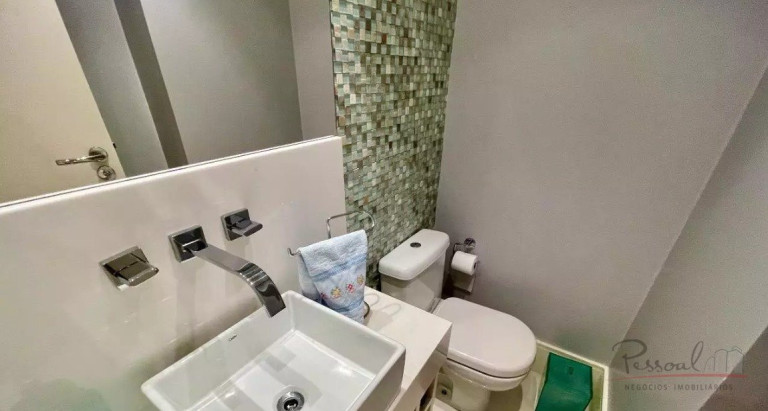 Imagem Apartamento com 3 Quartos à Venda, 185 m² em Centro - Florianópolis Imagem Apartamento com 3 Quartos à Venda, 185 m² em Centro - Florianópolis