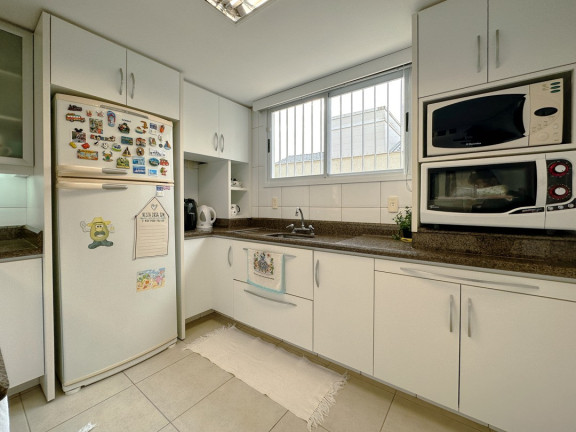 Imagem Casa com 3 Quartos à Venda, 334 m² em Capoeiras - Florianópolis