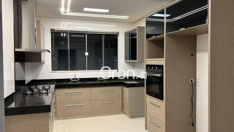 Imagem Casa com 3 Quartos à Venda, 232 m² em Jardins Lisboa - Goiânia Imagem Casa com 3 Quartos à Venda, 232 m² em Jardins Lisboa - Goiânia