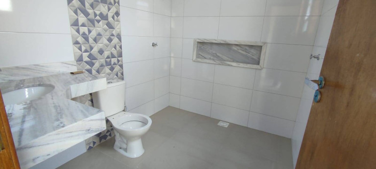Imagem Sobrado com 3 Quartos à Venda, 180 m² em Centro - Peruíbe Imagem Sobrado com 3 Quartos à Venda, 180 m² em Centro - Peruíbe