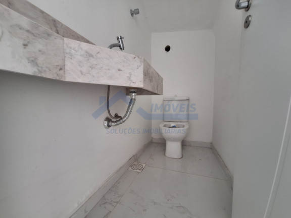 Imagem Sobrado com 3 Quartos à Venda,  em Jardim Planalto - Porto Alegre