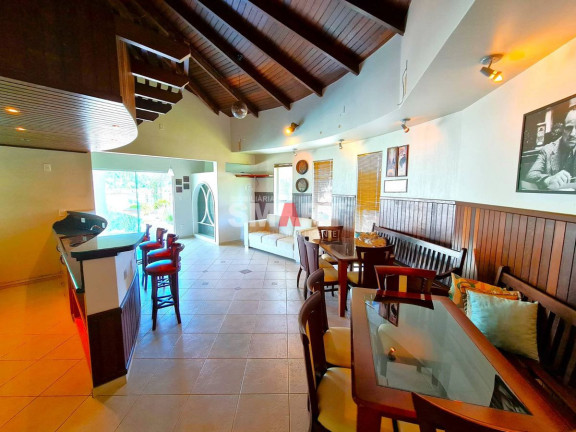 Imagem Casa com 4 Quartos à Venda, 441 m² em Jaraguá Esquerdo - Jaraguá Do Sul Imagem Casa com 4 Quartos à Venda, 441 m² em Jaraguá Esquerdo - Jaraguá Do Sul