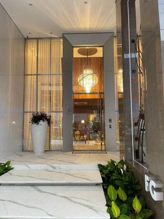 Imagem Apartamento com 3 Quartos à Venda, 138 m² em Centro - Balneário Camboriú Imagem Apartamento com 3 Quartos à Venda, 138 m² em Centro - Balneário Camboriú