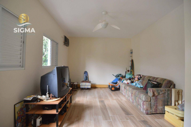 Imagem Casa com 7 Quartos à Venda, 450 m² em Balneário Praia Do Pernambuco - Guarujá Imagem Casa com 7 Quartos à Venda, 450 m² em Balneário Praia Do Pernambuco - Guarujá
