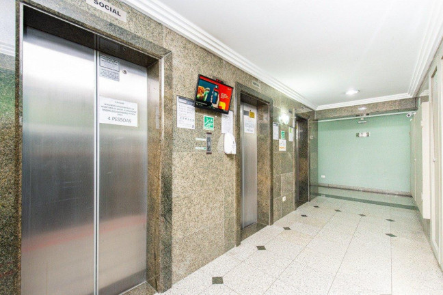 Sala Comercial à Venda, 47 m² em Centro - Curitiba