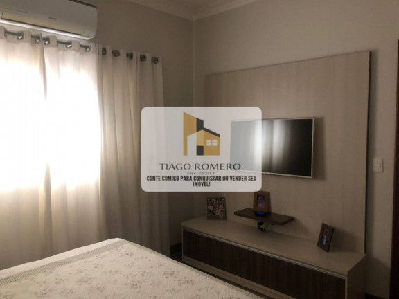 Imagem Casa com 3 Quartos à Venda, 360 m² em Jardim Planalto - Américo Brasiliense