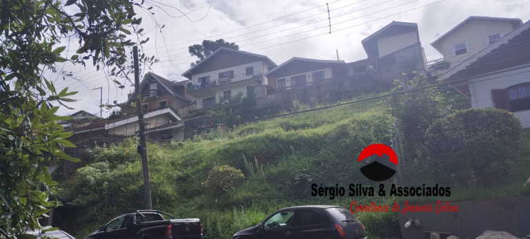 Imagem Terreno à Venda, 421 m² em Campos Do Jordão Imagem Terreno à Venda, 421 m² em Campos Do Jordão