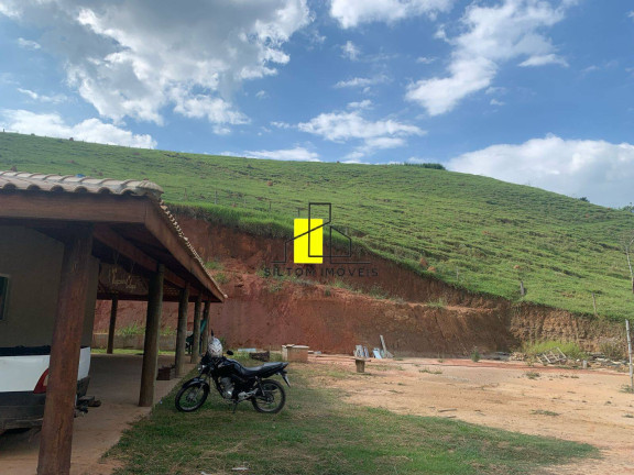 Imagem Chácara com 4 Quartos à Venda, 400 m² em Serrinha - Taubaté Imagem Chácara com 4 Quartos à Venda, 400 m² em Serrinha - Taubaté