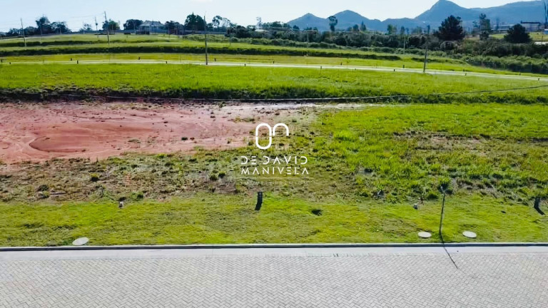 Terreno à Venda, 300 m² em Camobi - Santa Maria