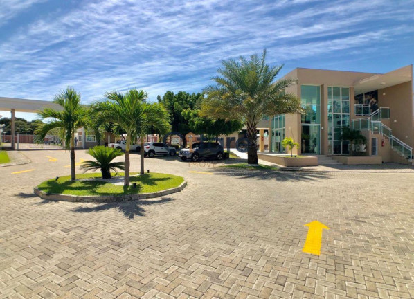 Casa com 4 Quartos à Venda, 117 m² em Guaribas - Eusébio