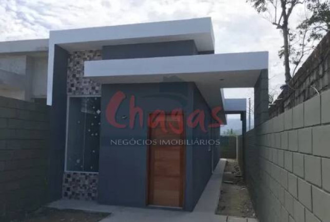 Imagem Casa com 2 Quartos à Venda, 62 m² em Golfinho - Caraguatatuba