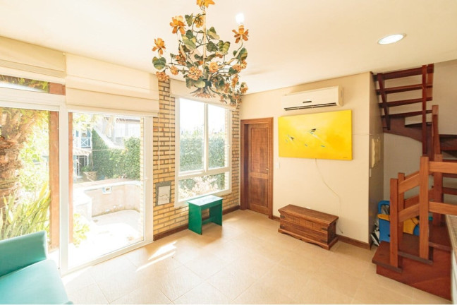 Imagem Casa com 4 Quartos à Venda, 410 m² em Chácara Das Pedras - Porto Alegre