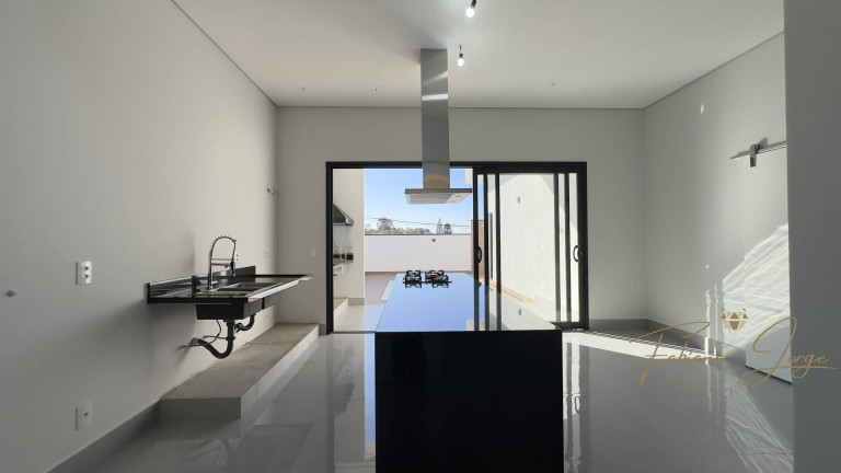 Imagem Casa com 3 Quartos à Venda, 300 m² em Jardim São Marcos - Valinhos Imagem Casa com 3 Quartos à Venda, 300 m² em Jardim São Marcos - Valinhos