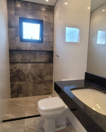 Imagem Casa com 3 Quartos à Venda, 130 m² em Villas Do Jaguari - Santana De Parnaíba Imagem Casa com 3 Quartos à Venda, 130 m² em Villas Do Jaguari - Santana De Parnaíba