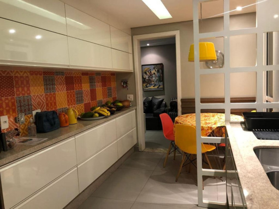 Imagem Imóvel com 4 Quartos à Venda, 223 m² em Morumbi - São Paulo Imagem Imóvel com 4 Quartos à Venda, 223 m² em Morumbi - São Paulo