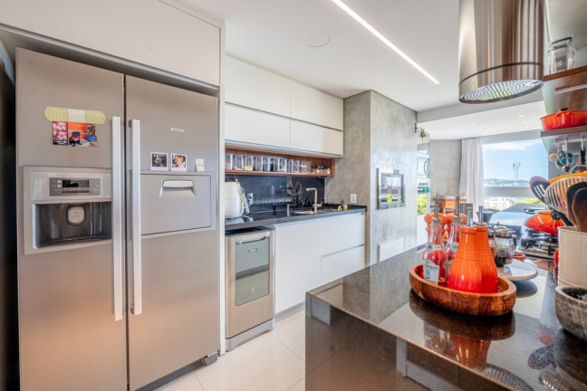 Imagem Apartamento com 3 Quartos à Venda, 150 m² em Cristal - Porto Alegre Imagem Apartamento com 3 Quartos à Venda, 150 m² em Cristal - Porto Alegre