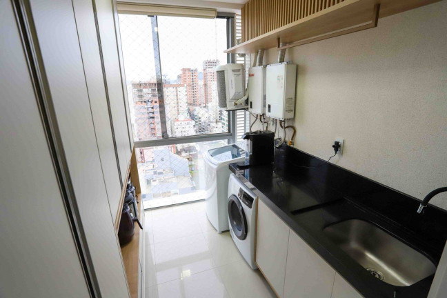 Imagem Apartamento com 4 Quartos à Venda, 225 m² em Meia Praia - Itapema Imagem Apartamento com 4 Quartos à Venda, 225 m² em Meia Praia - Itapema