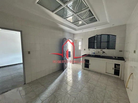 Casa com 3 Quartos para Alugar, 232 m² em Vila Aquilino - Santo André