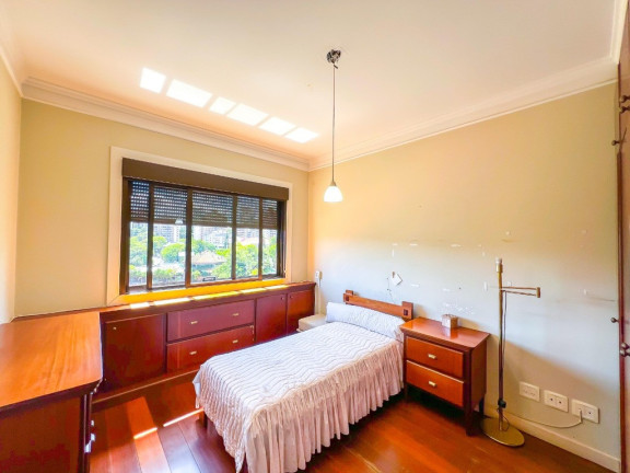 Imagem Apartamento com 4 Quartos à Venda, 312 m² em Petrópolis - Porto Alegre Imagem Apartamento com 4 Quartos à Venda, 312 m² em Petrópolis - Porto Alegre