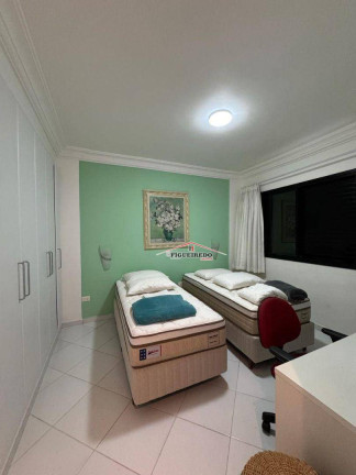 Imagem Apartamento com 3 Quartos à Venda, 160 m² em Canto Do Forte - Praia Grande