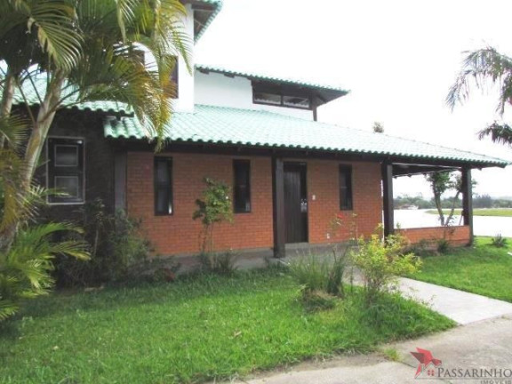 Imagem Casa com 4 Quartos à Venda, 260 m² em Igra Norte - Torres