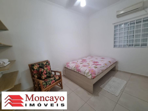 Imagem Sobrado com 8 Quartos à Venda, 650 m² em Praia Das Palmeiras - Caraguatatuba Imagem Sobrado com 8 Quartos à Venda, 650 m² em Praia Das Palmeiras - Caraguatatuba