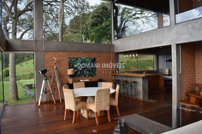 Imagem Casa com 3 Quartos à Venda, 400 m² em Região De São Bento Do Sapucaí - São Bento Do Sapucaí Imagem Casa com 3 Quartos à Venda, 400 m² em Região De São Bento Do Sapucaí - São Bento Do Sapucaí