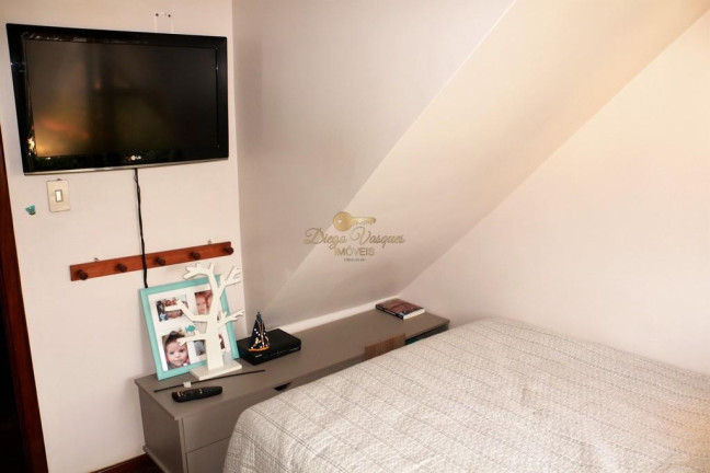Imagem Casa com 5 Quartos à Venda, 130 m² em Iucas - Teresópolis