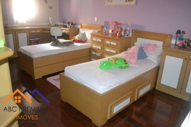 Imagem Sobrado com 3 Quartos à Venda, em Vila Pires - Santo André Imagem Sobrado com 3 Quartos à Venda, em Vila Pires - Santo André