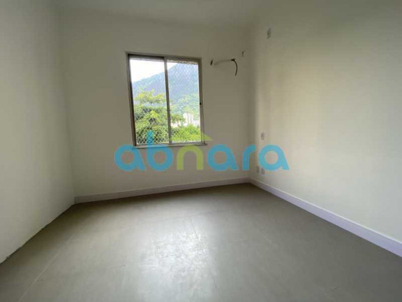 Imagem Apartamento com 2 Quartos à Venda, 65 m² em Copacabana - Rio De Janeiro Imagem Apartamento com 2 Quartos à Venda, 65 m² em Copacabana - Rio De Janeiro