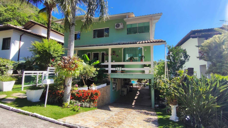Casa com 5 Quartos à Venda, 480 m² em Itacoatiara - Niterói