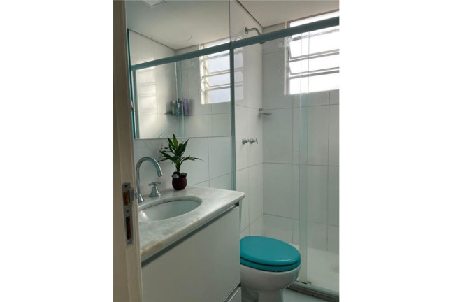 Imagem Imóvel com 2 Quartos à Venda, em Jardim Itu - Porto Alegre Imagem Imóvel com 2 Quartos à Venda, em Jardim Itu - Porto Alegre