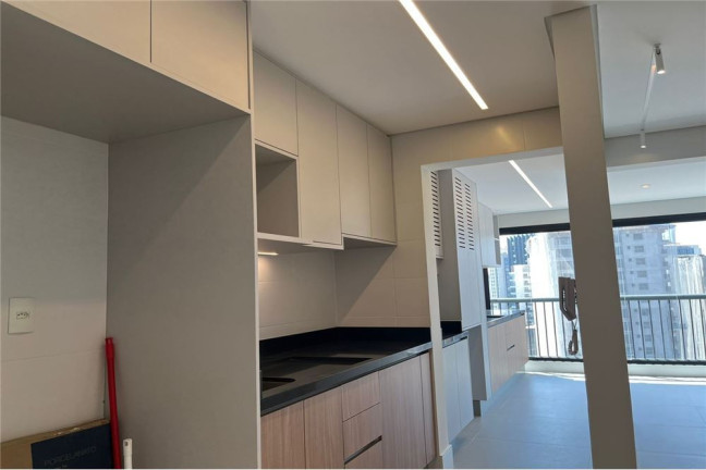 Imagem Imóvel com 2 Quartos à Venda, em Vila Marina - São Paulo Imagem Imóvel com 2 Quartos à Venda, em Vila Marina - São Paulo