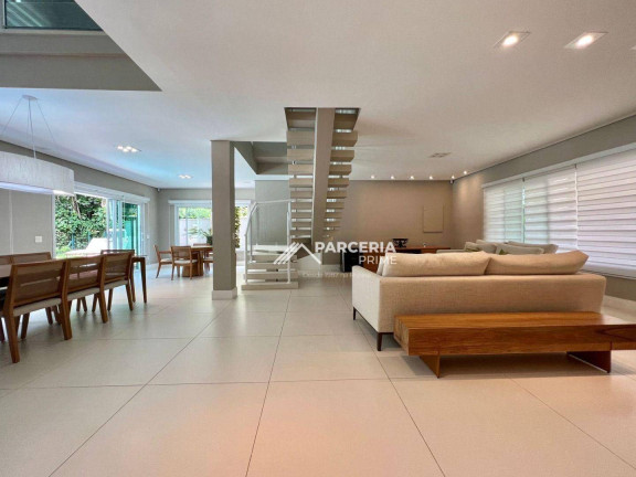 Imagem Casa com 5 Quartos à Venda, 467 m² em Riviera Módulo 18 - Bertioga Imagem Casa com 5 Quartos à Venda, 467 m² em Riviera Módulo 18 - Bertioga