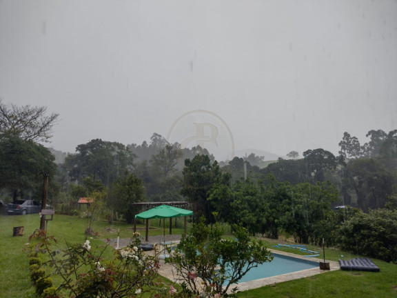 Imagem Chácara com 3 Quartos à Venda, 200 m² em Varjao - Paraibuna Imagem Chácara com 3 Quartos à Venda, 200 m² em Varjao - Paraibuna