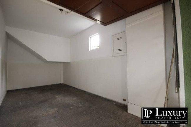 Imagem Casa com 3 Quartos à Venda, 380 m² em Pacaembu - São Paulo