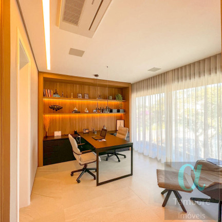 Imagem Casa com 4 Quartos à Venda, 693 m² em Alphaville - Santana De Parnaíba Imagem Casa com 4 Quartos à Venda, 693 m² em Alphaville - Santana De Parnaíba