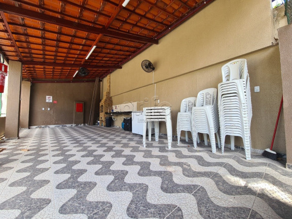 Imagem Apartamento com 2 Quartos à Venda, 72 m² em Jóquei Clube - Fortaleza