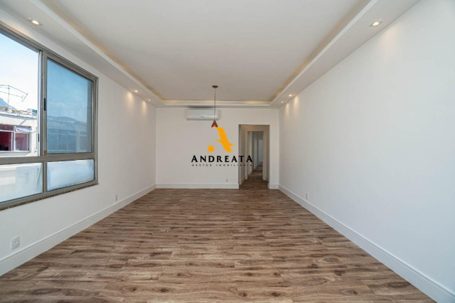 Imagem Apartamento com 4 Quartos à Venda, 130 m² em Tijuca - Rio De Janeiro