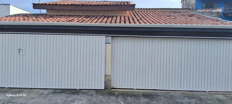 Imagem Casa com 3 Quartos à Venda, 217 m² em Santana - Pindamonhangaba