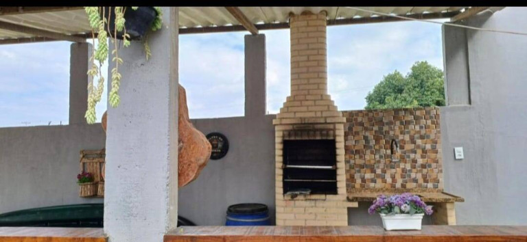 Imagem Casa com 5 Quartos à Venda, 250 m² em Ponte Dos Leites - Araruama Imagem Casa com 5 Quartos à Venda, 250 m² em Ponte Dos Leites - Araruama