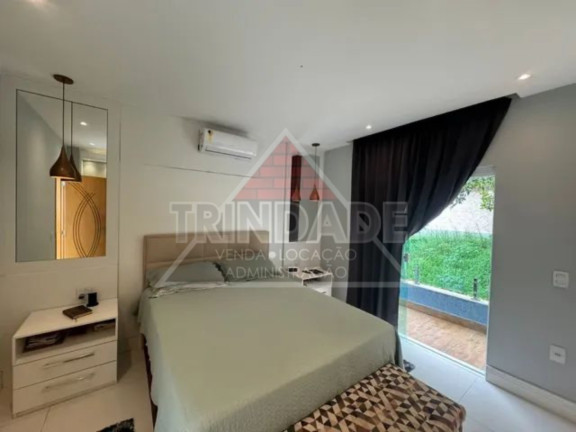 Imagem Casa com 3 Quartos à Venda, 220 m² em Guaratiba - Rio De Janeiro