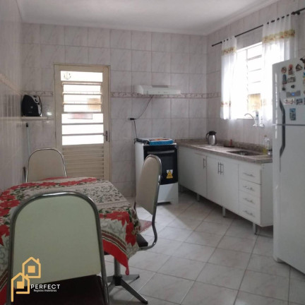 Imagem Casa com 3 Quartos à Venda, 103 m² em Parque São Cristóvão - Taubaté